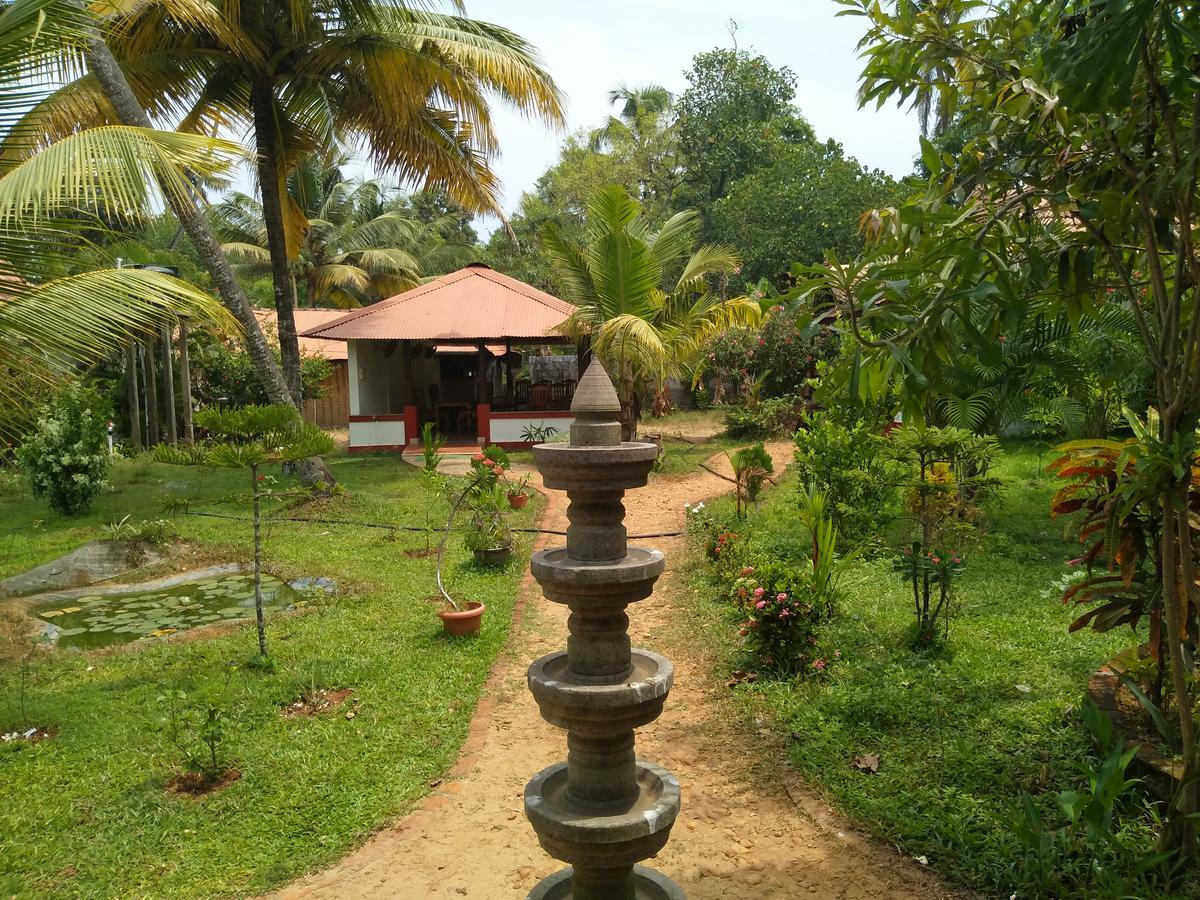 Pozhiyoram Ayurveda Beach Resort Alappuzha Exteriér fotografie