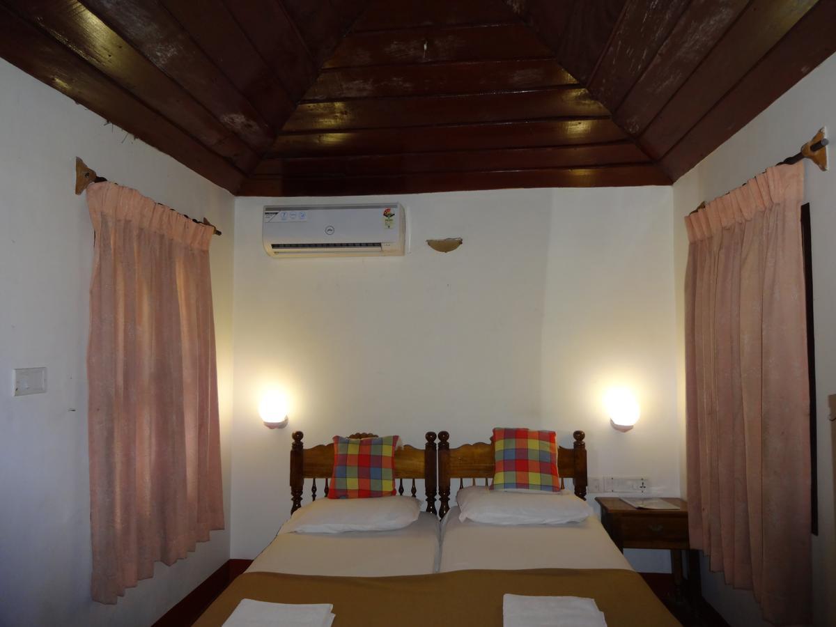 Pozhiyoram Ayurveda Beach Resort Alappuzha Exteriér fotografie